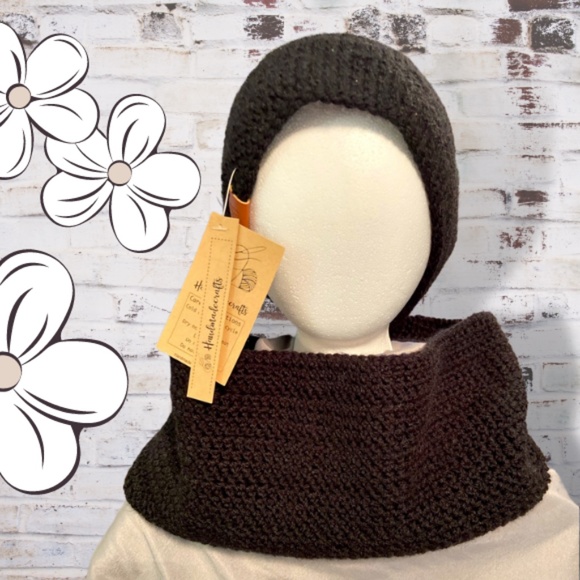 Juniper Spice Hat and Cowl Set (Crochet) - Picture 1 of 5